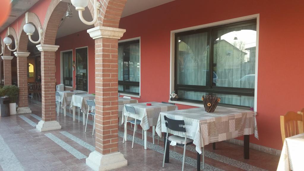 Le Colombelle Hotel SantʼAngelo Kültér fotó